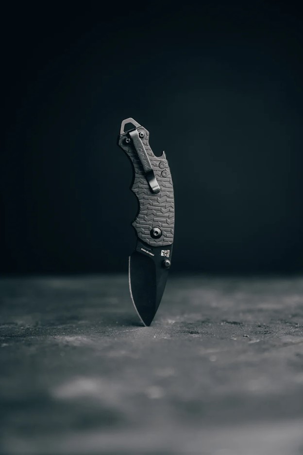 Best Knives for Hikers and Backpackers