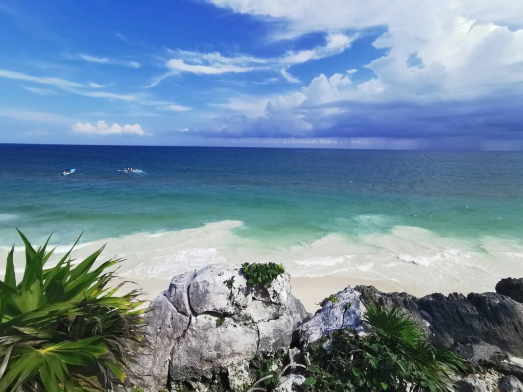 marco murakami Qa1cxbtu9Gc unsplash Beach Resorts in Tulum