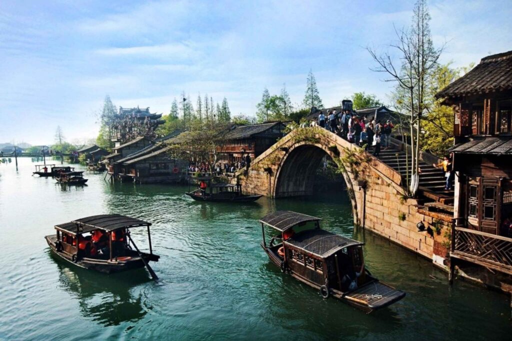 private tour zhujiajiao water town by german speaking guide 4132919