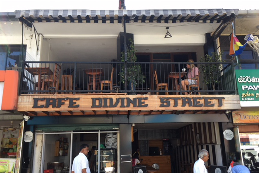 Cafe Divine Street