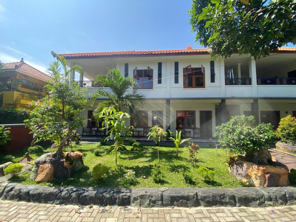 Mango Guesthouse Pangandaran Exterior