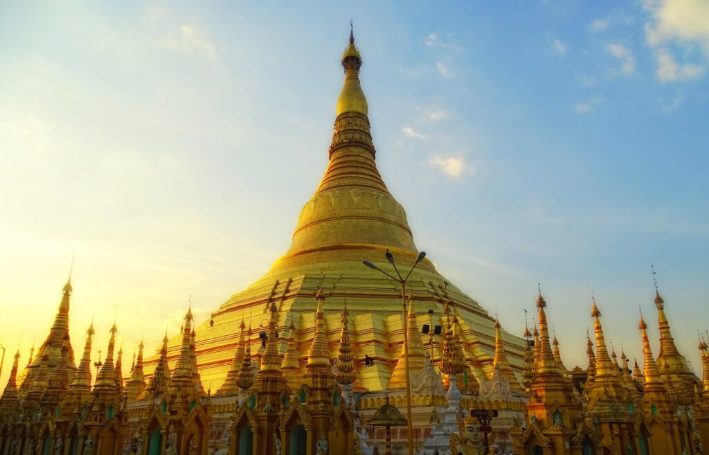 Shwedagon Pagoda 2017