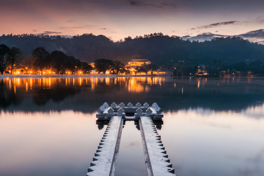 WoC Kandy Lake Featured