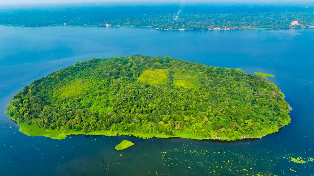 pathiramanal island 20230524133601418589