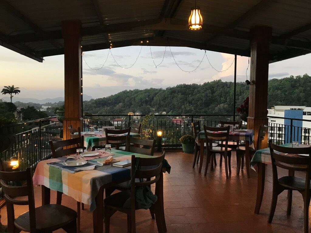 sharon inn