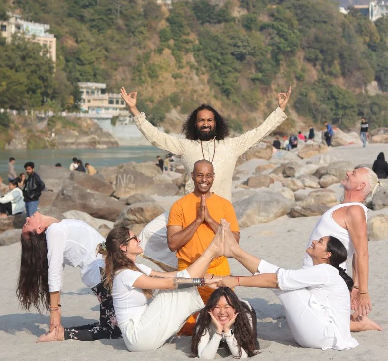 69579a357ee134a8b6426fc8ae5e9477 yoga retreats in India