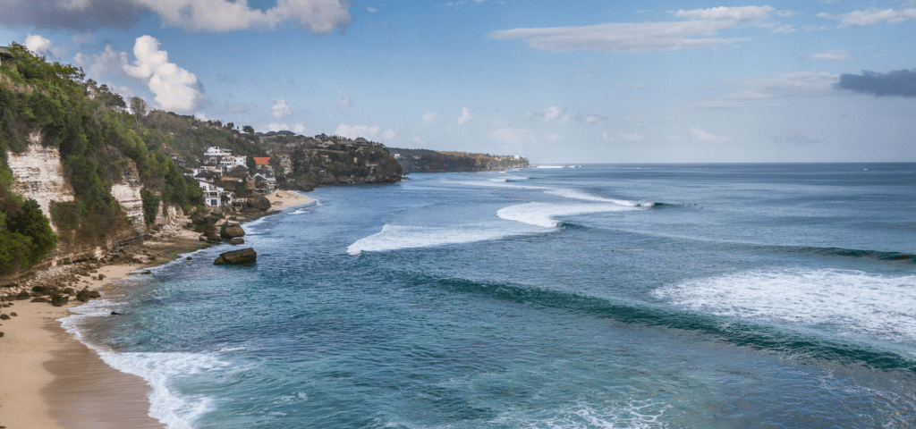 image 7 Bali surfing spots