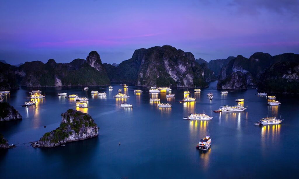 292 levietkhanh 17 dem tren vinh ha long titop