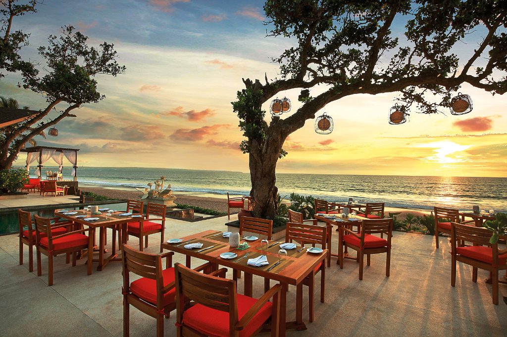 Theme Dining in sea breeze Sanje Lounge 2 1024x682 1