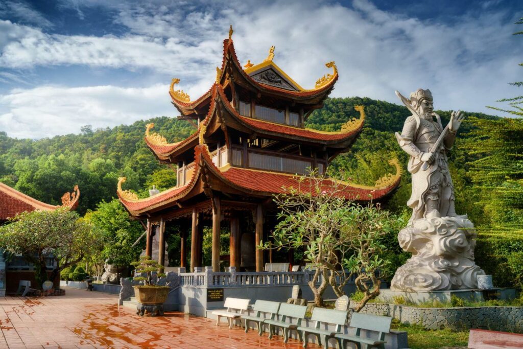ho quoc pagoda phu quoc