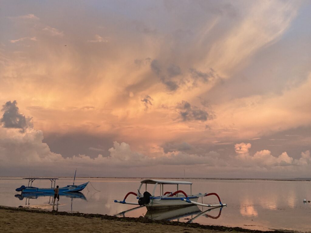 Sunrise Sanur Beach View 24051638 I Gusti Ayu Ratna Pramhita scaled 1